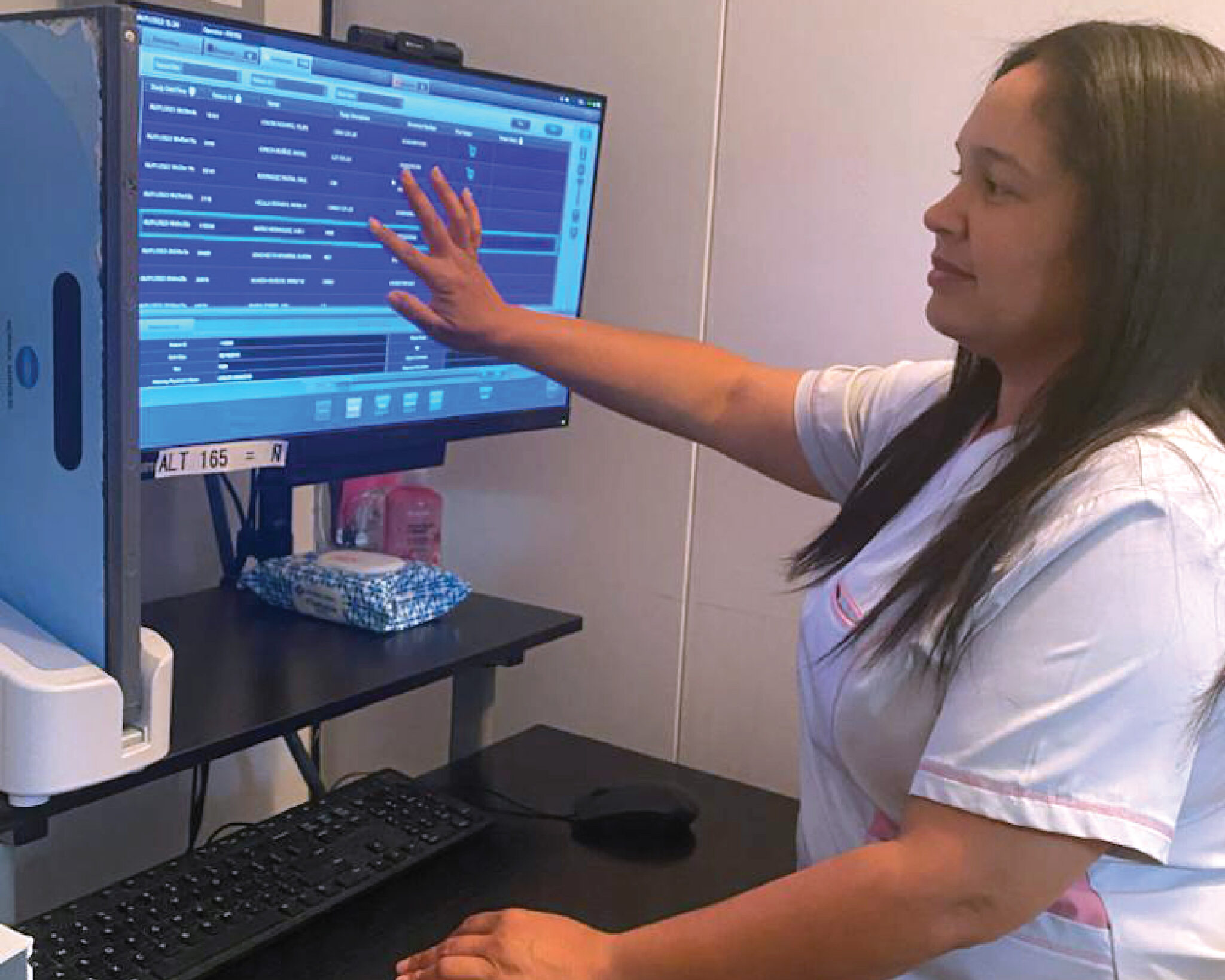 Sur Med Sur-Med Medical Center – ¡Existimos Para Ofrecer Salud!
