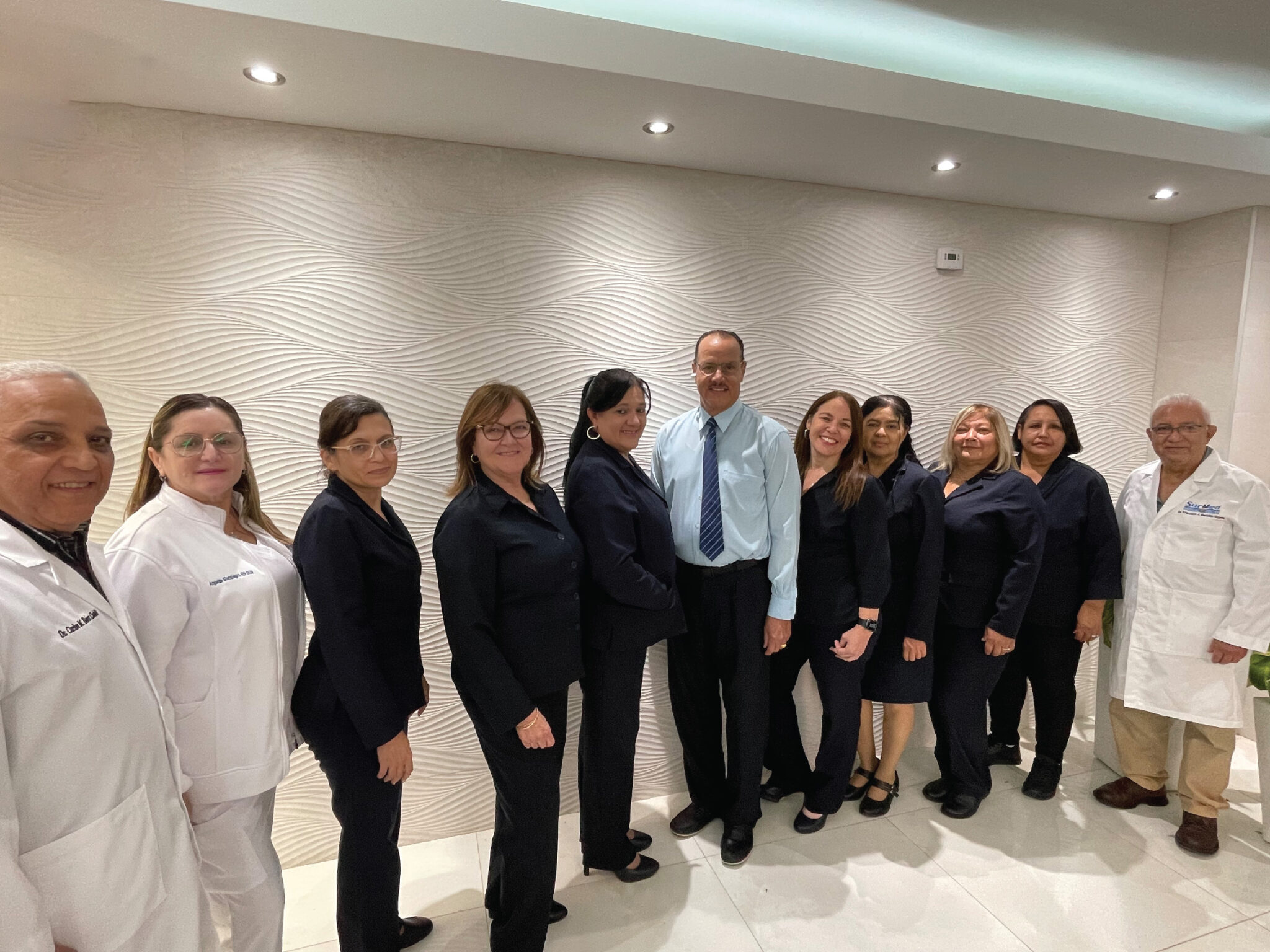 Sur Med Sobre Nosotros – Sur-Med Medical Center